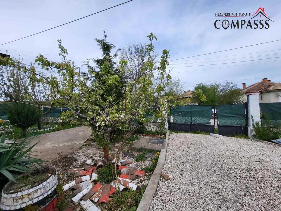 Продава се Къща в Генерал Тошево - 85 кв.м за 390 €/кв.м - Снимка #14