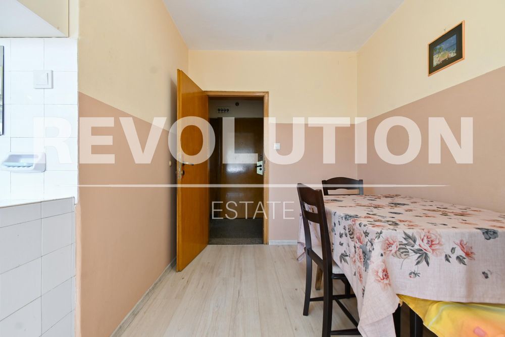 Дава се под наем Двустаен апартамент в София, Център - 70 кв.м за 500 € - Снимка #7