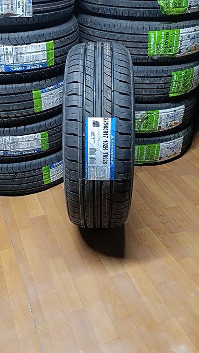 225/65R17   TRIANGLE