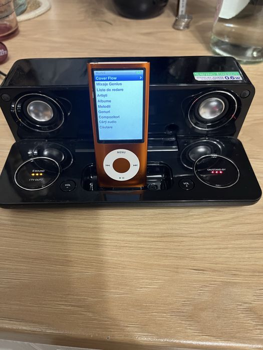 Sistem audio SHARP portabil