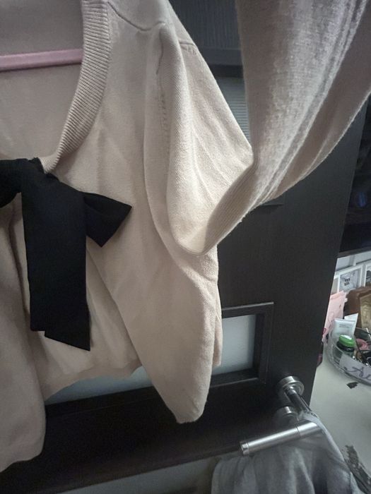 Cardigan scurt cu funda