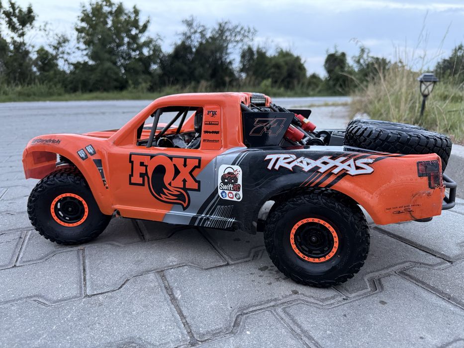 Traxxas Unlimited Desert Racer