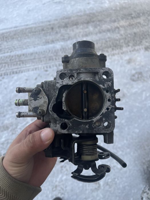 Дросленный заслонка