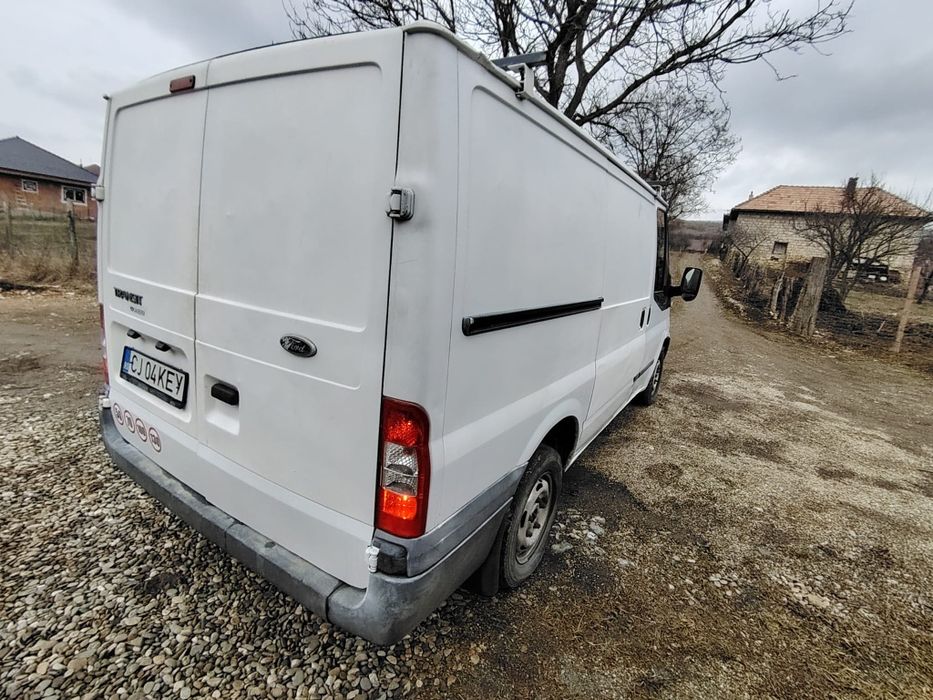 Duba Ford transit autoutilitara 2010
