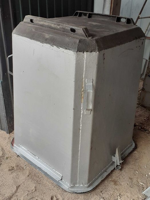 Контейнер мусорный (СССР) - продам.