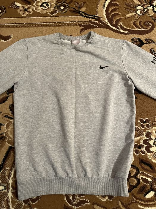 Продам кофту найк
