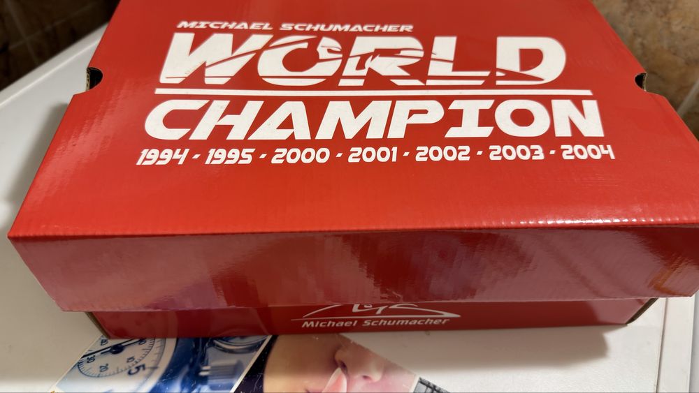 Оригинални  нови мъжки маратонки Michael Schumacher Speedline