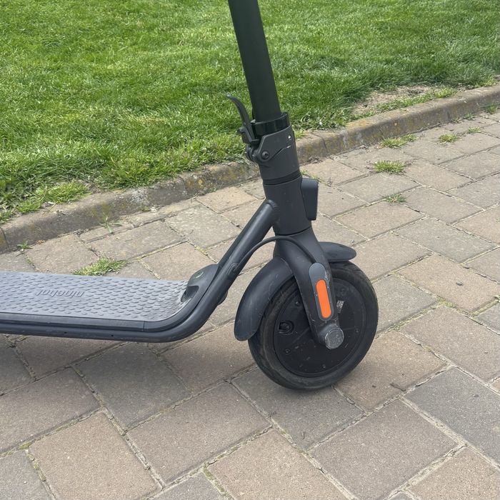 Trotineta Electrica NINEBOT SEGWAY F30E