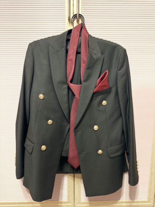 Костюм черный классика