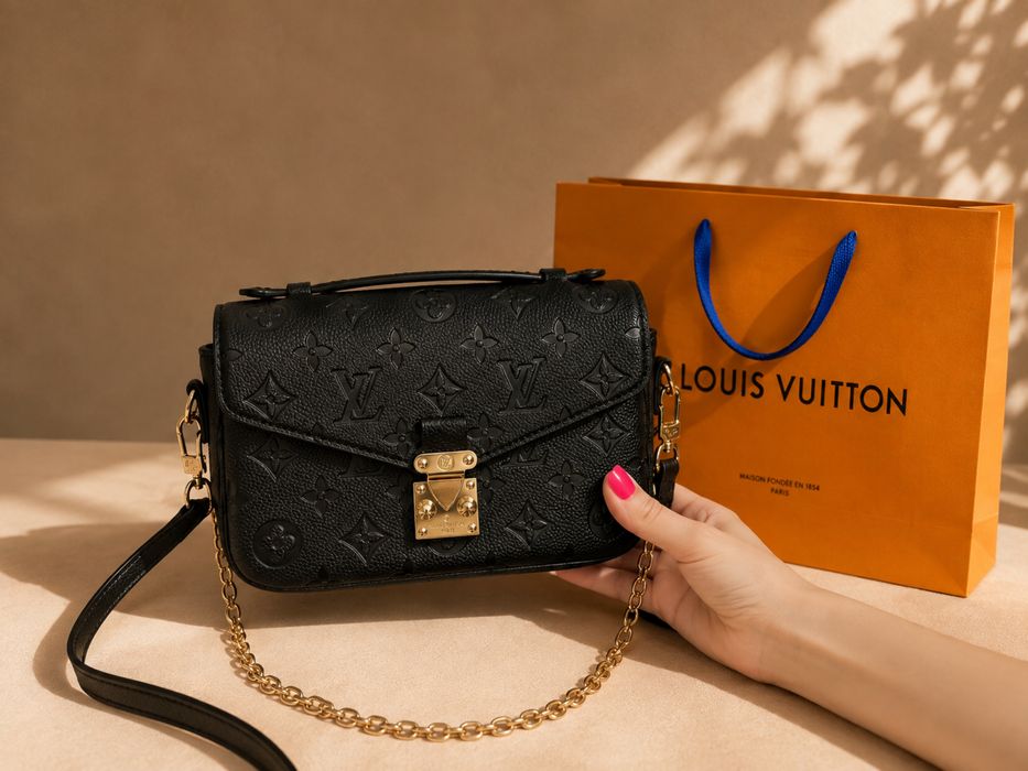 Geanta Louis Vuitton
