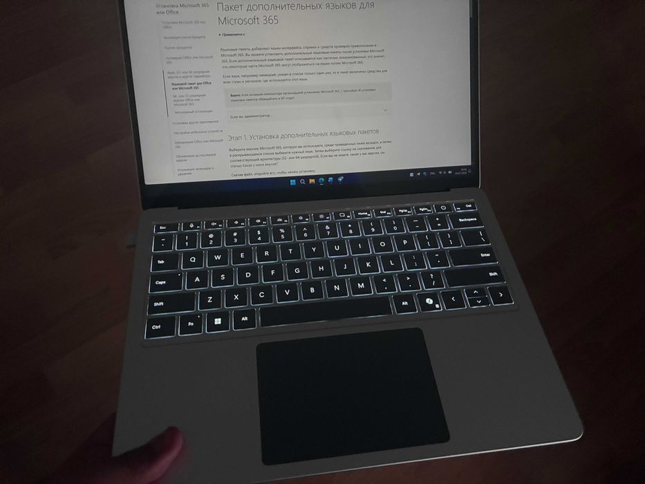 Microsoft Surface Laptop 7 13.8 макбук на windows