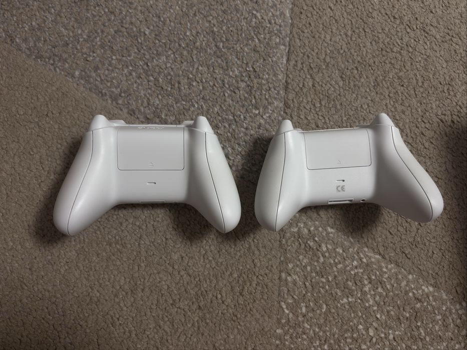 Xbox Series S +2 Manete