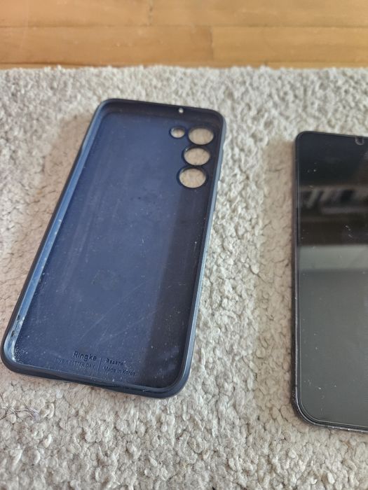 Продавам Samsung s23 + plus  256GB