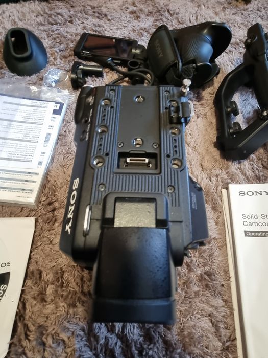 Sony PXW-FS7 MK2  400 ore 4K camera profesională 400 ore