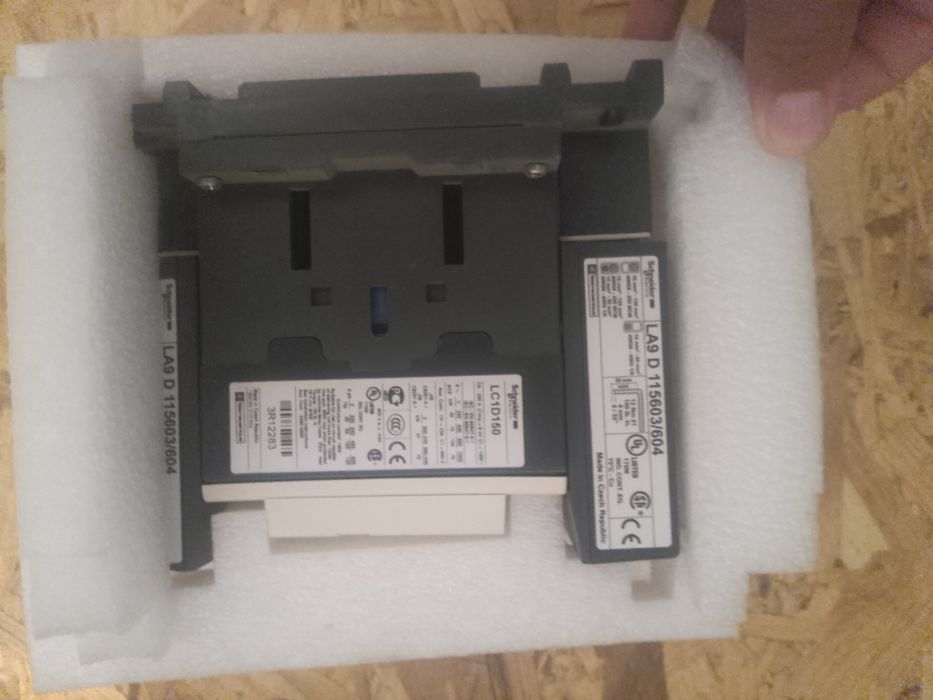 Contactor 150A Schneider