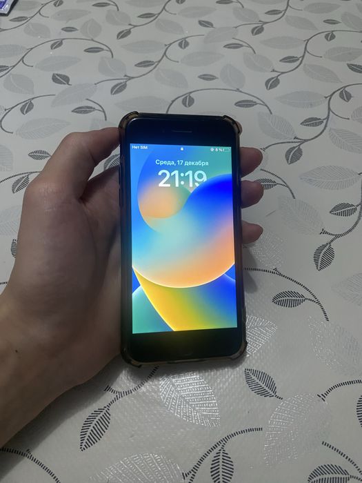 Продам Айфон  64gb