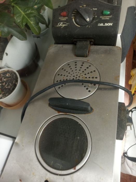 Срочно продам фритюрницу