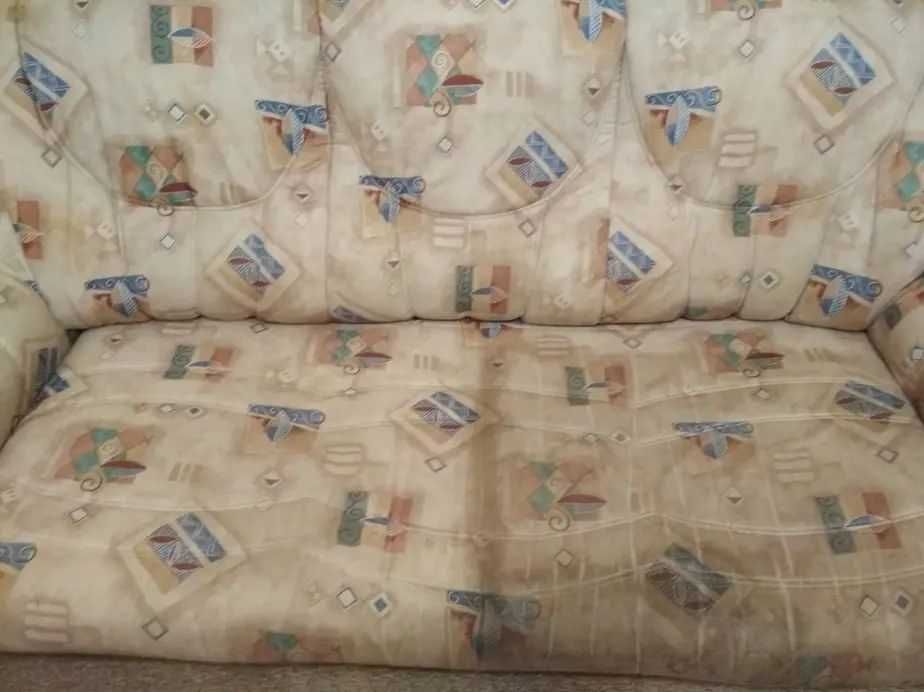 Выездная химчистка ковров и мягкой мебели.