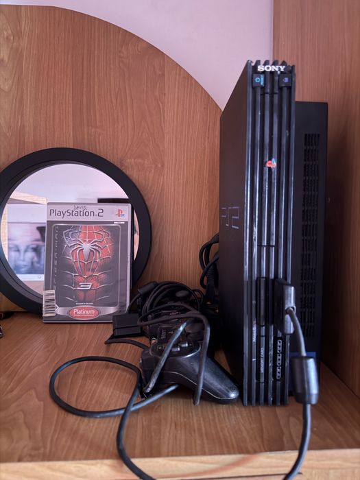vand ps2 functional cu manete un joc