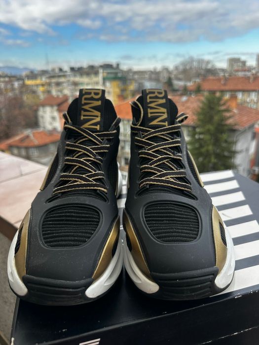 Emporio Armani EA7 Infinity Cage сникърски - луксозни и редки