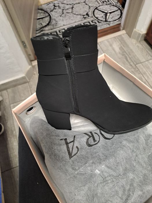 Vand pantofi și ghete noi