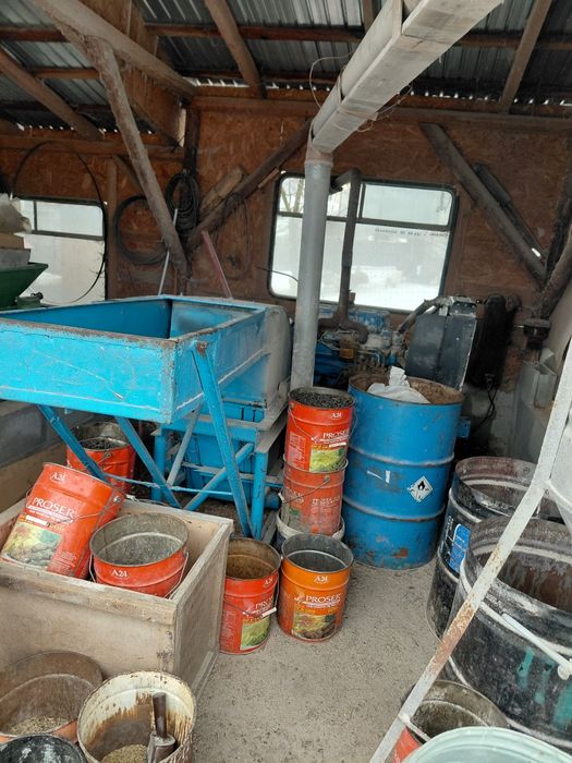 Vand moara cu motor de u650