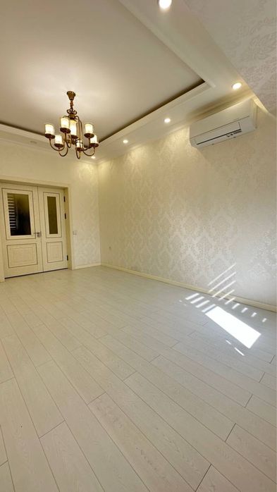 Продается квартира  Чиланзар 8. 2/5/8 Новостройка ЖК «Карат» 60м2