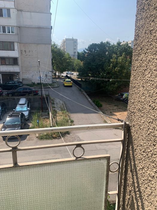 Продавам апартамент