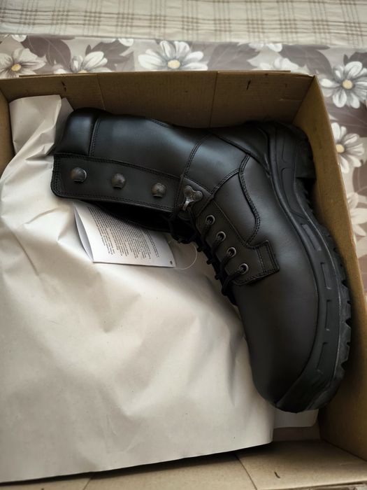 Продавам нови кубинки 43 номер