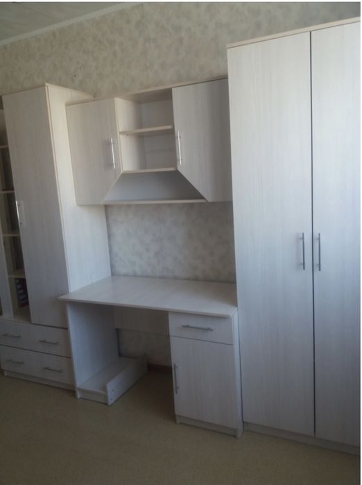 Детский мебельный гарнитур