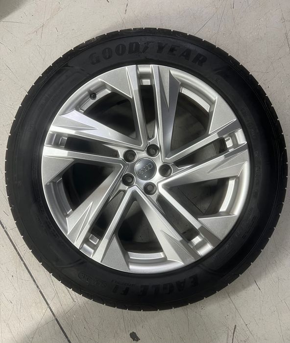 Jante originale Audi Q7, Q8 R20