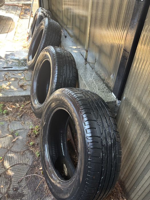 Anvelope auto Bridgestone 215/65/R16 98H