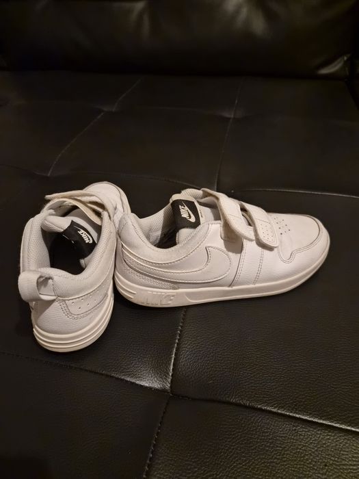 Nike 35  маратонки с лепенки (велкро лента)
