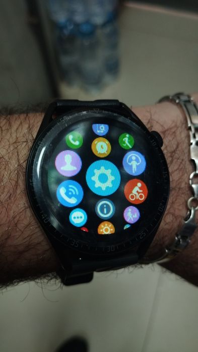 часовници остана само един