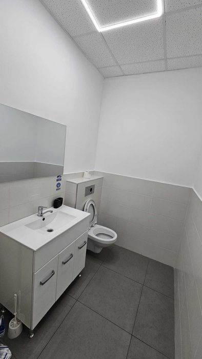 DE INCHIRIAT - Spatiu comercial ultracentral 120 mp