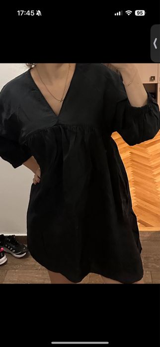 Rochie neagra eleganta