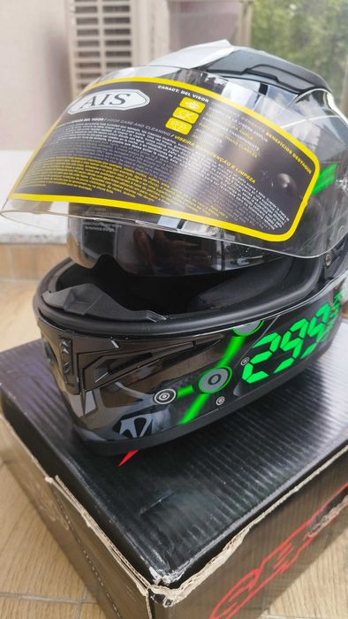 Мото каска AIS размер L