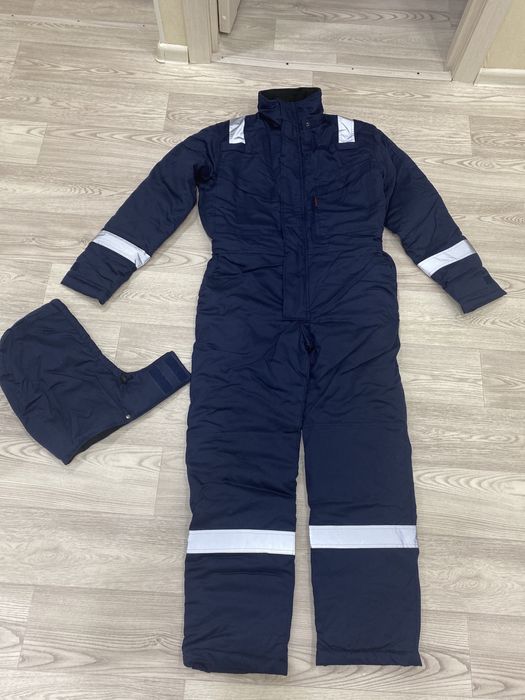 Продам зимний спец комбинезон