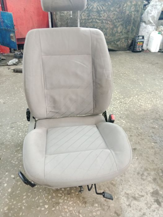 Продам запчасти на Ауди 100с4