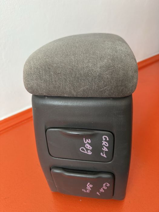 Подлокотник Тойота Грация