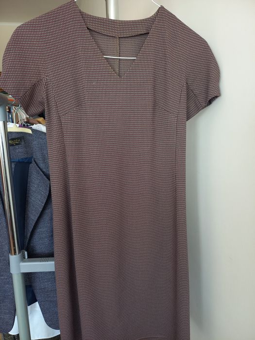 Продам женский костюм