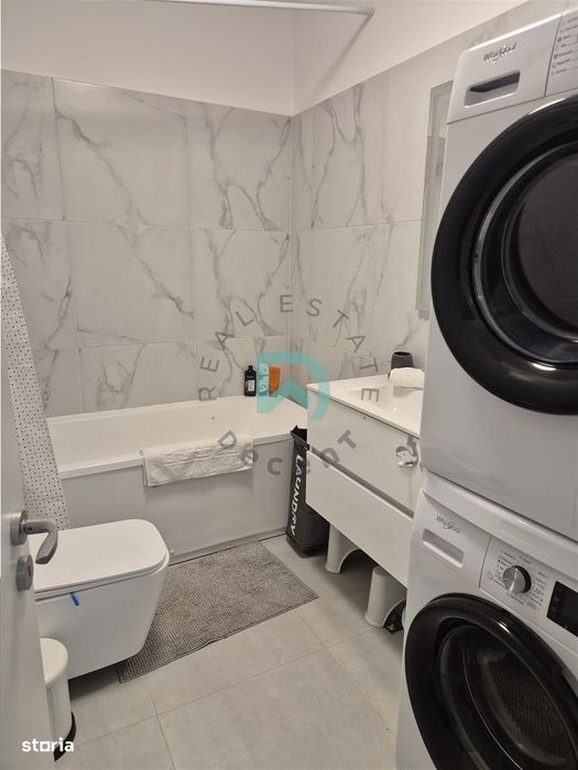 Apartament 3 camere Tractorul, 72 mp - Brasov