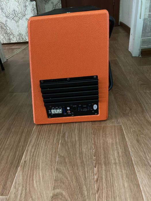 Продам Активный Сабвуфер BOS MINI