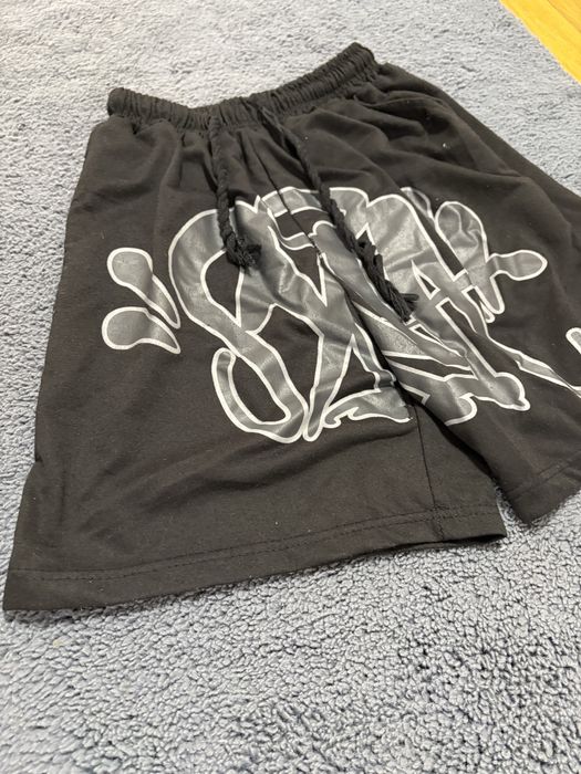 Syna World Black Short