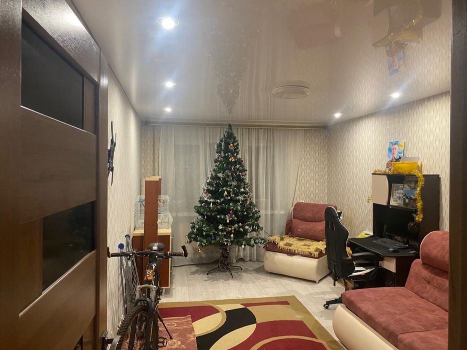 Продам 2х ком квартиру