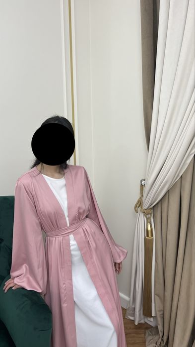 Продам красивую абайку. С внутренним платьем вместе. Размер стандарт.