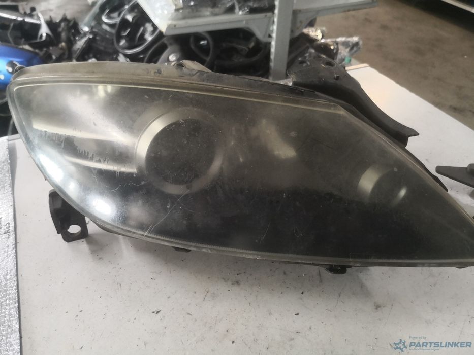 Far Xenon Stanga Fata Mazda Rx8 2003> Oem 10061013