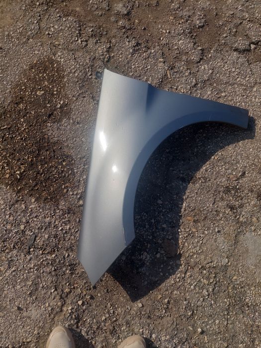 Мерцедес Б класа ляв калник W245