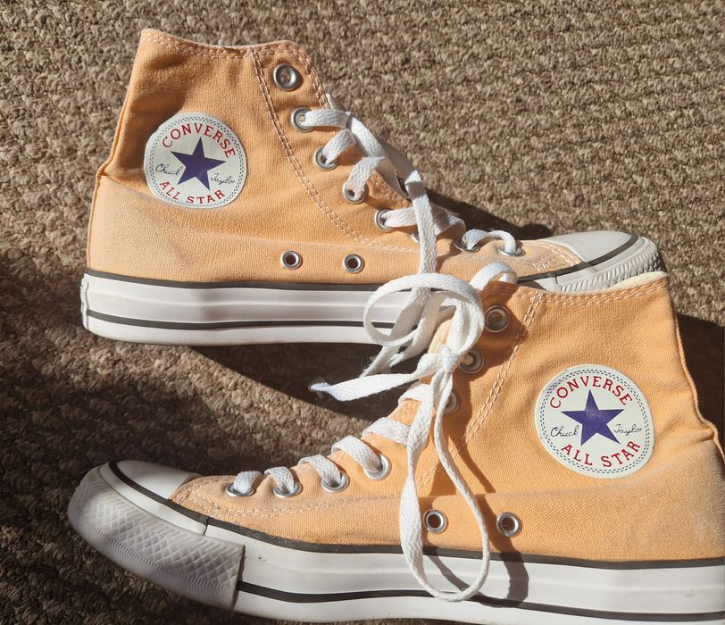 Converse, mărimea 40