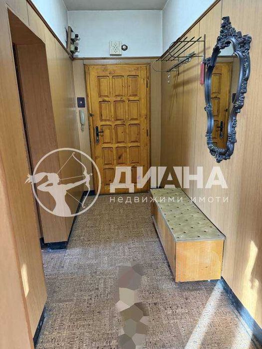 Продава се Тристаен апартамент в Пловдив, Център - 110 кв.м за 1955 €/кв.м - Снимка #8